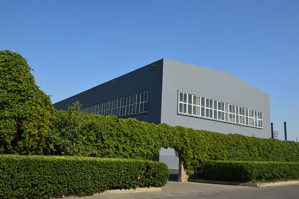 利达钢管厂房外景